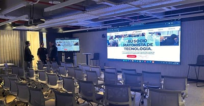 Banco Industrial S.A.  (BIND) meeting space featuring a Nureva HDL300 audio conferencing system