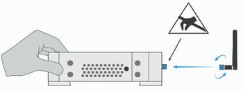 Diagram showing the antenna being attached to the Nureva HDX system hub.