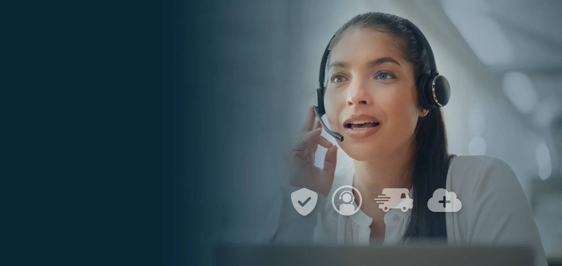 Support representative wearing a headset with icons illustrating Nureva Pro warranty coverage, technical support, advanced hardware replacement and enhanced management features.